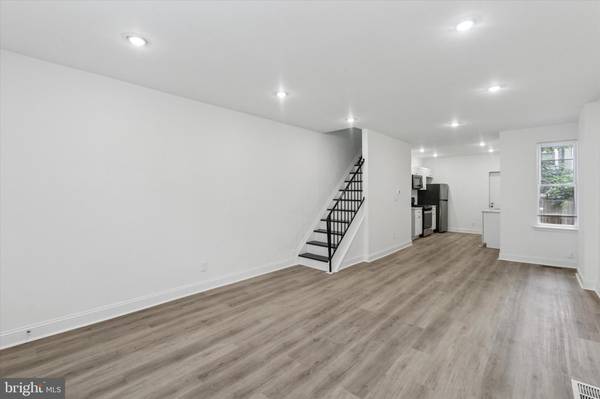 Philadelphia, PA 19121,1761 N NEWKIRK ST