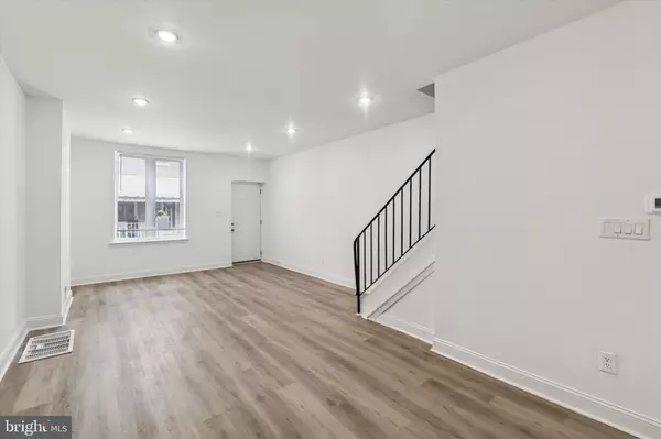 Philadelphia, PA 19121,1761 N NEWKIRK ST