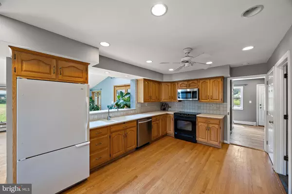 Wilmington, DE 19803,98 HUSBANDS DR