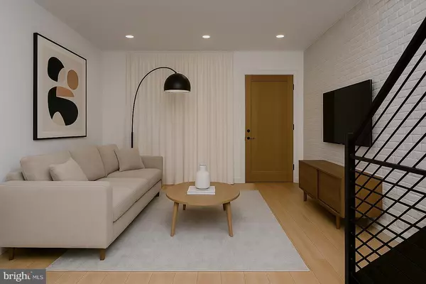 Philadelphia, PA 19147,537 TITAN ST