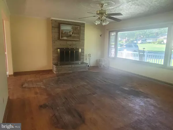 Lavale, MD 21502,11 LINDA WAY