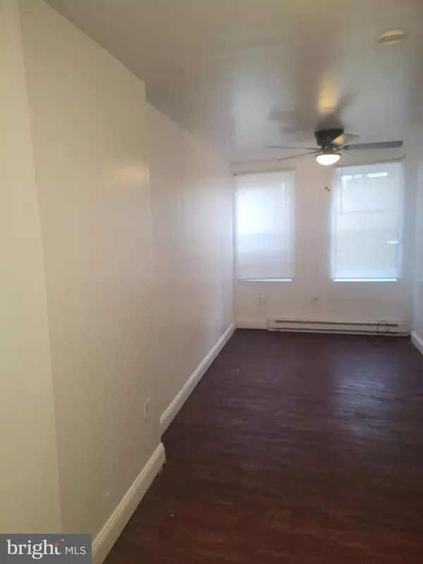 Philadelphia, PA 19121,2111 W SUSQUEHANNA AVE W