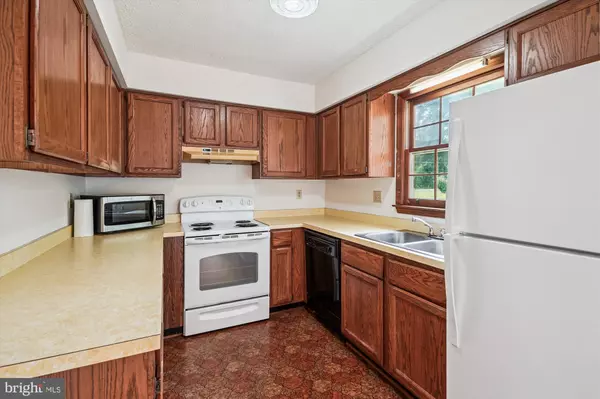 Remington, VA 22734,12039 CENTER ST