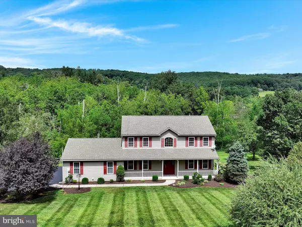 Orwigsburg, PA 17961,61 GREY HAWK DR