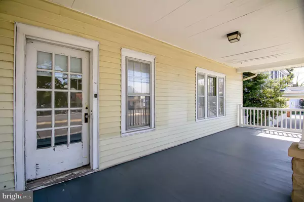 Smyrna, DE 19977,110 N DUPONT BLVD