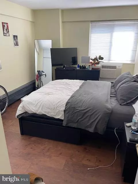 Philadelphia, PA 19103,2101-17 CHESTNUT ST #504