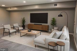 Philadelphia, PA 19115,9926 HALDEMAN AVE #5