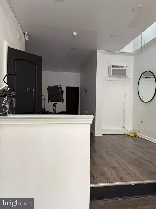 Philadelphia, PA 19148,1205 SNYDER AVE #1