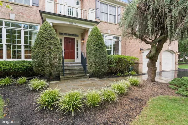 Potomac, MD 20854,10914 LARKMEADE LN