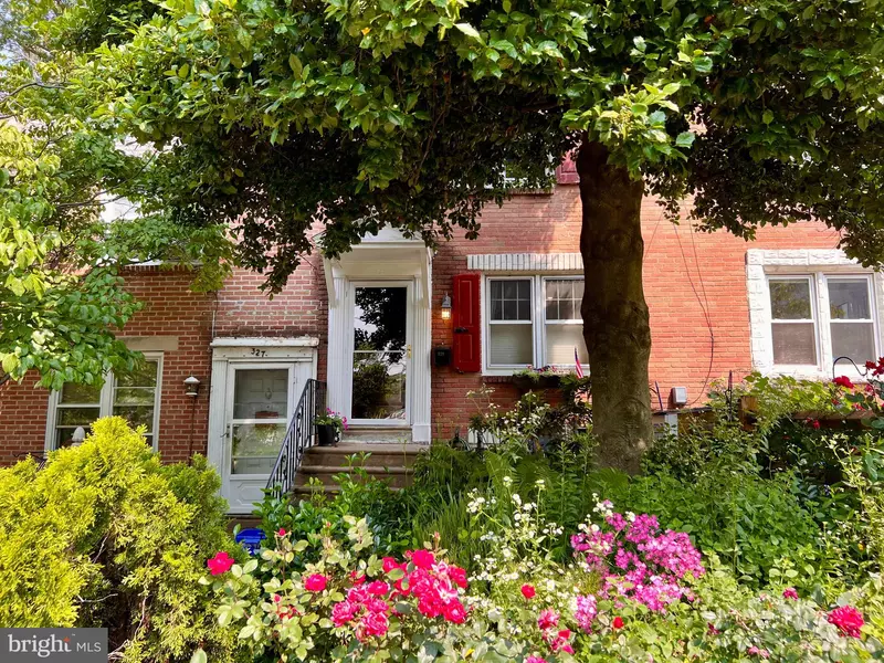 329 W SALAIGNAC ST, Philadelphia, PA 19128