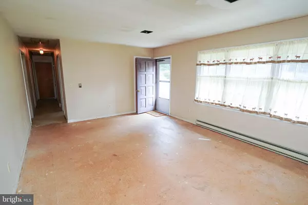 Salisbury, MD 21804,903 LOCH RAVEN RD