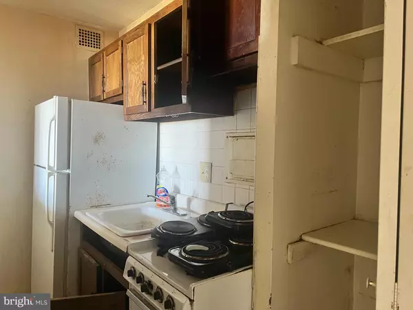 Hyattsville, MD 20783,1836 METZEROTT RD #1717