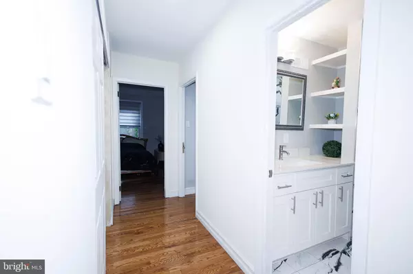 Philadelphia, PA 19115,9815 COWDEN ST