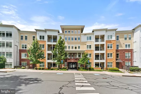 Fairfax, VA 22031,9450 SILVER KING CT #308