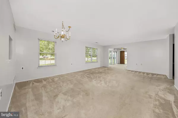 Mount Laurel, NJ 08054,9 AVANDALE CT