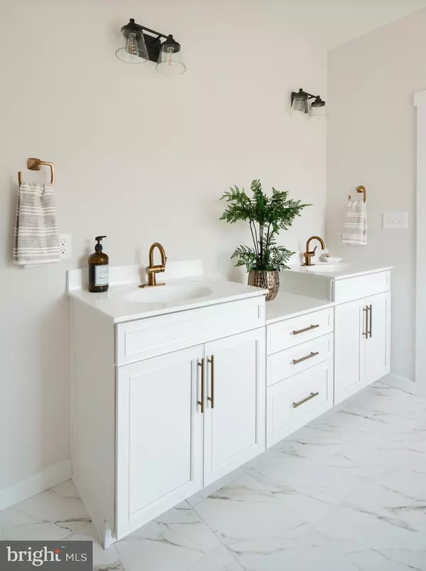 Lancaster, PA 17601,1150 GROFF LN