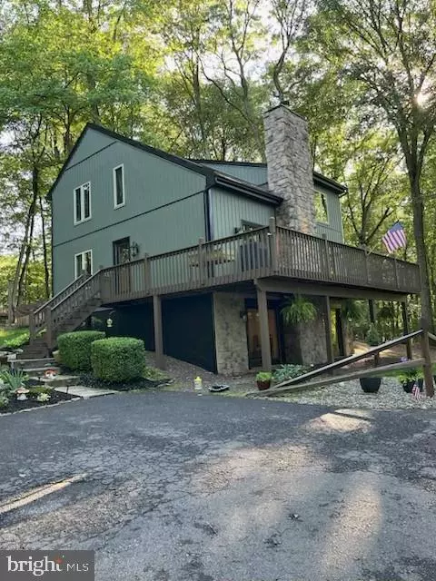 Fleetwood, PA 19522,10 WHITE OAK DR