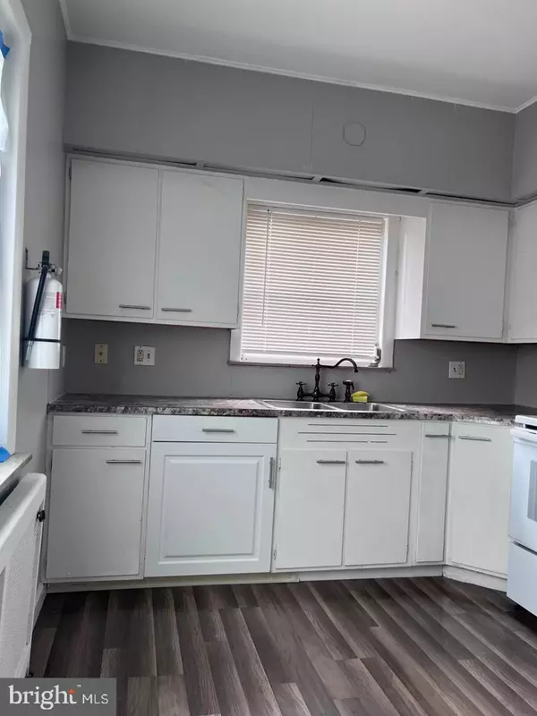 Vineland, NJ 08360,9 HOWARD ST