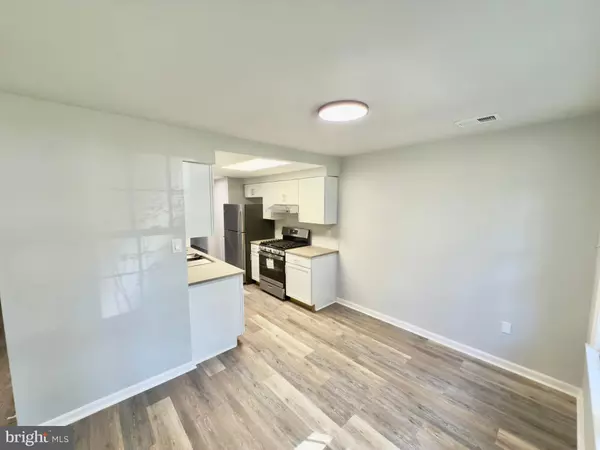 Columbia, MD 21045,5824 HUMBLEBEE ROAD