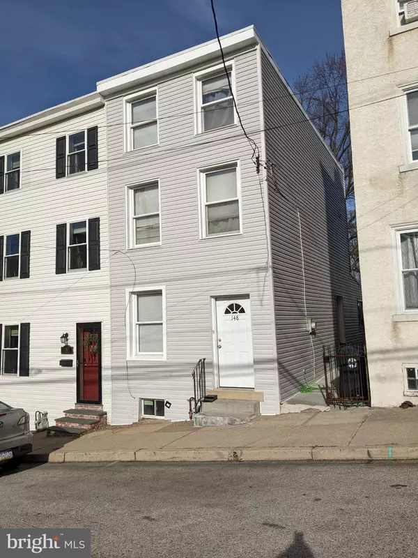 148 W 1ST AVE, Conshohocken, PA 19428