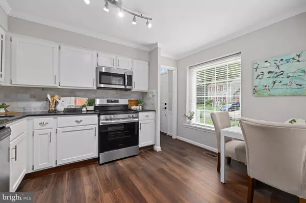 Woodbridge, VA 22192,11990 FARRABOW LN