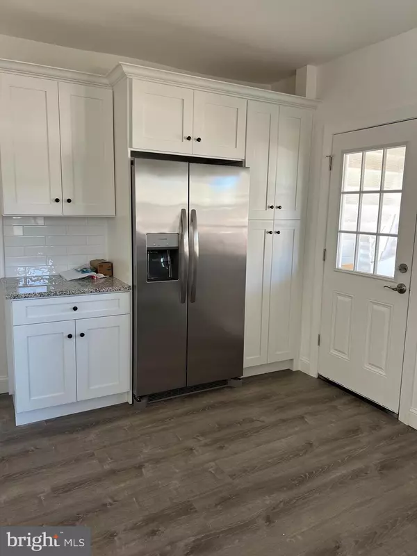 Riverside, NJ 08075,327 WHITTAKER ST