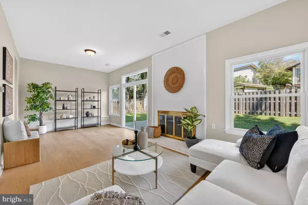 Woodbridge, VA 22192,2571 PAXTON ST