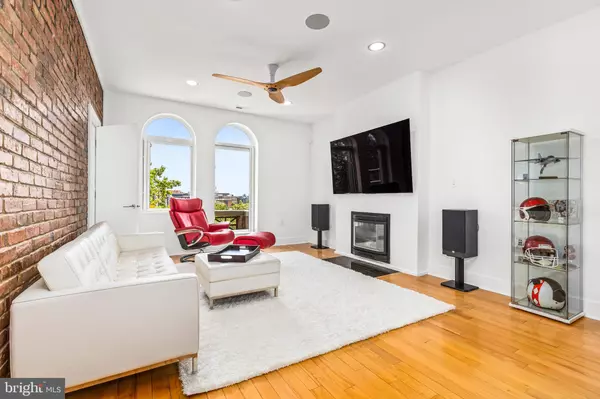 Washington, DC 20001,115 NEW YORK AVE NW #9