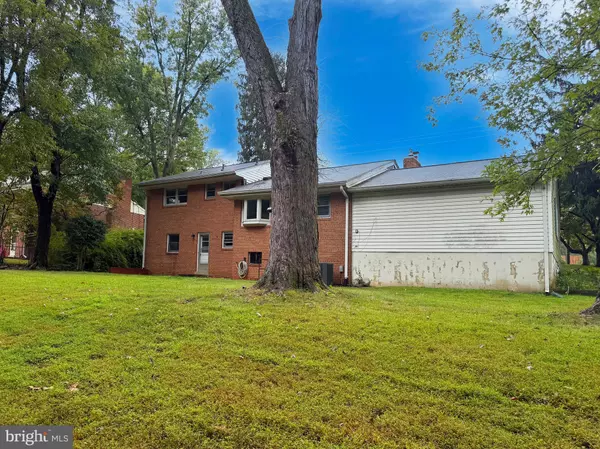 Mclean, VA 22101,1101 DEAD RUN DR