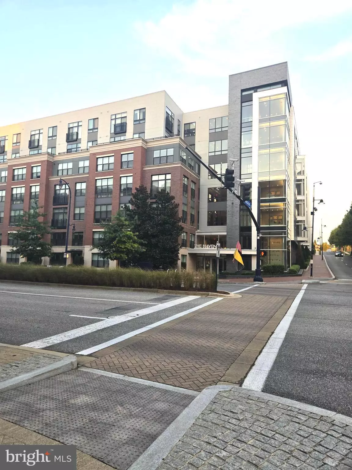 National Harbor, MD 20745,145 RIVERHAVEN DR #533