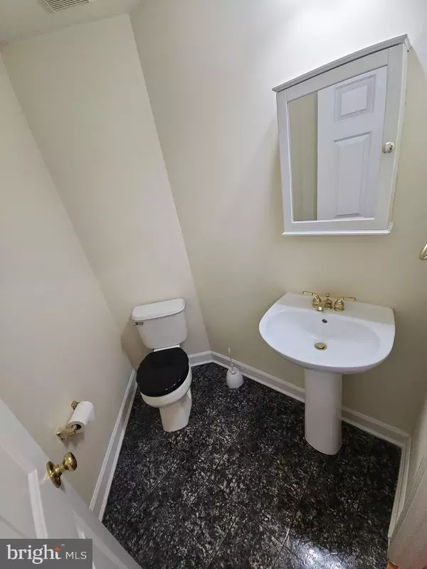 Springfield, VA 22150,6681 DEBRA LU WAY