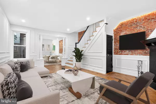 5821 COBBS CREEK, Philadelphia, PA 19143