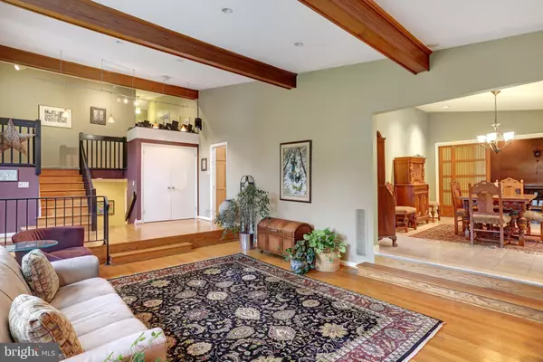 Jenkintown, PA 19046,1413 AUTUMN RD