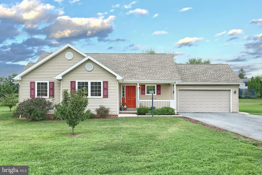 12 BUFORD DR, East Berlin, PA 17316