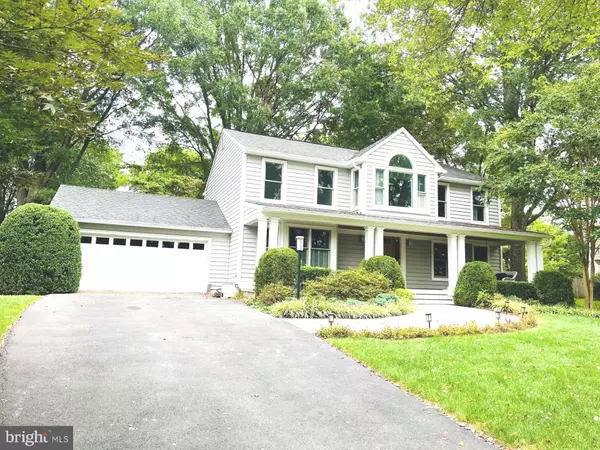 1817 CLOVERMEADOW DR, Vienna, VA 22182