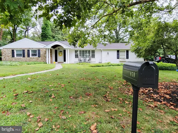 850 THOMAS, Lafayette Hill, PA 19444