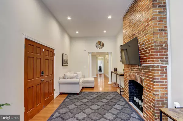 Baltimore, MD 21202,1628 CALVERT N