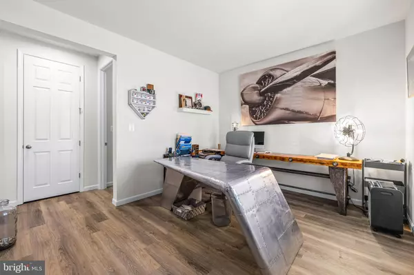 Stewartstown, PA 17363,10 BLACK OAK CT