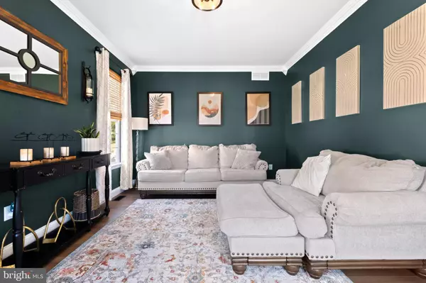 Williamstown, NJ 08094,1963 STEEPLECHASE DR