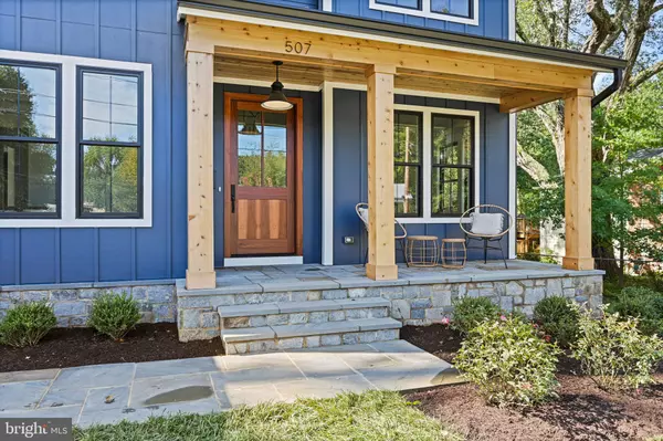 Vienna, VA 22180,507 KRAMER DR SE