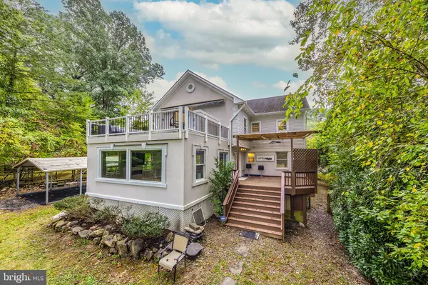 Annandale, VA 22003,4009 ESTABROOK DR