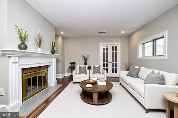 Philadelphia, PA 19119,338 E MOUNT AIRY AVE