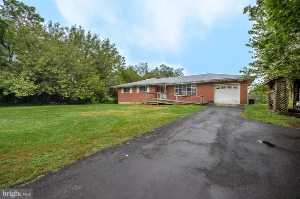 Allentown, PA 18104,3338 OREFIELD RD