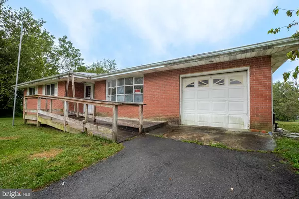 Allentown, PA 18104,3338 OREFIELD RD