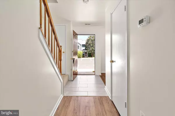 Annapolis, MD 21403,4 MIZZEN CT