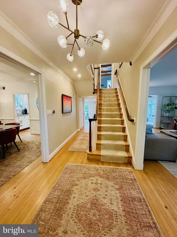 Washington, DC 20015,3317 RUNNYMEDE PL NW