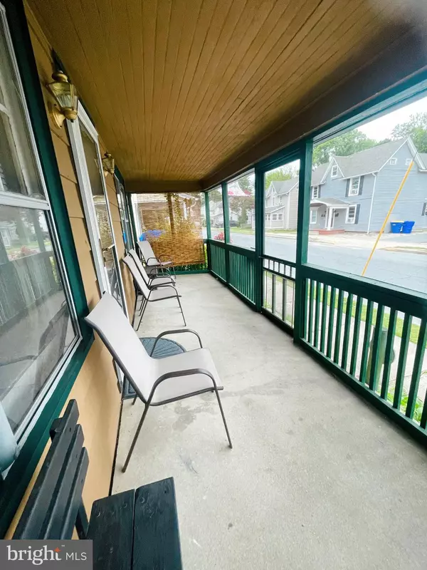 Seaford, DE 19973,533 E POPLAR ST