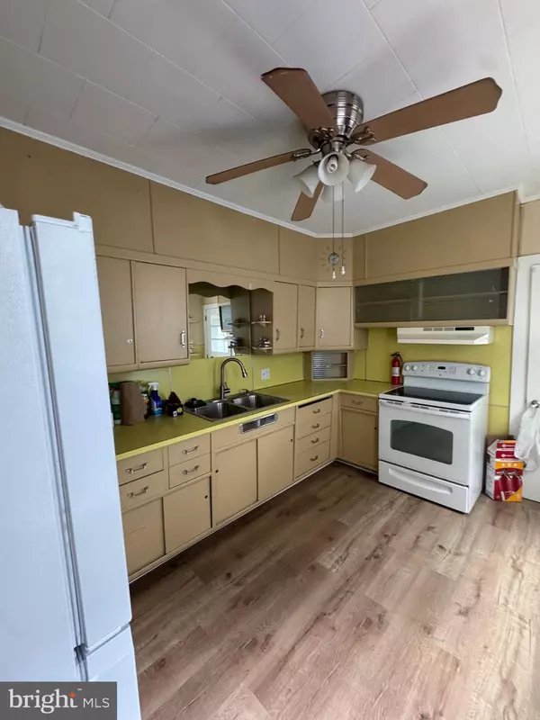 Reading, PA 19602,328 MILLER ST