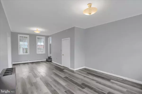 Shamokin, PA 17872,114 S 5TH ST