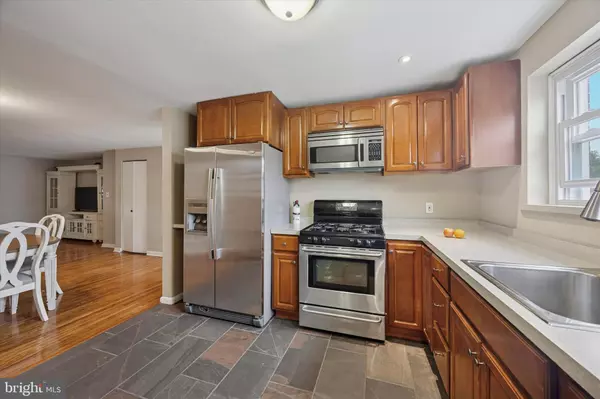 Folcroft, PA 19032,2115 RAVENWOOD RD